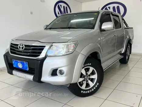 Toyota HILUX 2.7 STD 4X4 CD 16V FLEX 4P MANUAL 4 portas