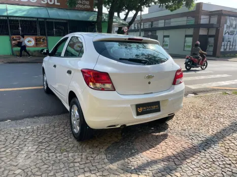 ONIX HATCH LS 1.0 8V FlexPower 5p Mec.