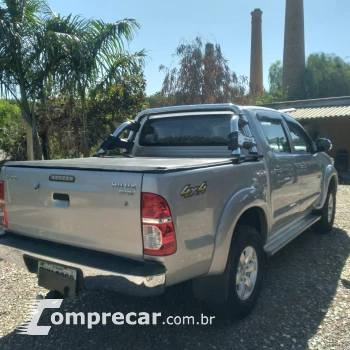 HILUX CD SRV  4X4