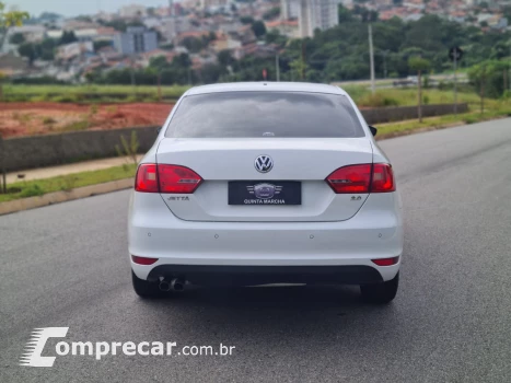 Jetta 2.0 Comfortline Tiptronic (Flex)