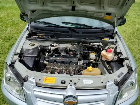 CELTA 1.0 MPFI Life 8V