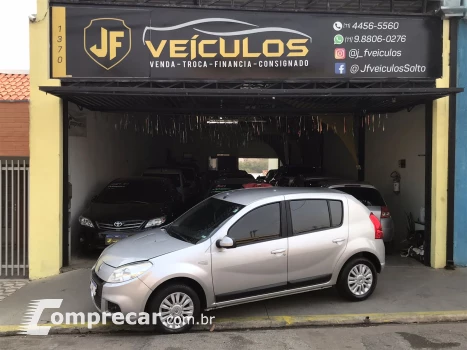 Renault SANDERO 1.6 Privilége 16V 4 portas