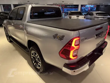 HILUX 2.8 D-4d Turbo CD SRX 4X4