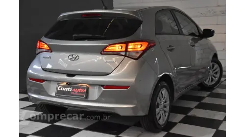 HB20 - 1.6 COMFORT PLUS 16V 4P AUTOMÁTICO