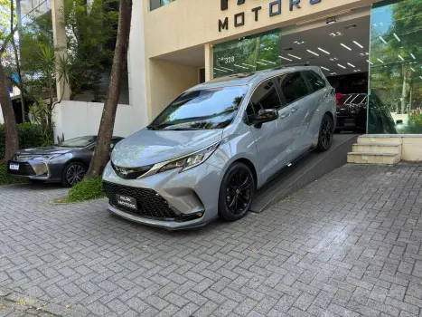 Toyota SIENNA 2.5 VVT-I Hybrid XSE 4 portas