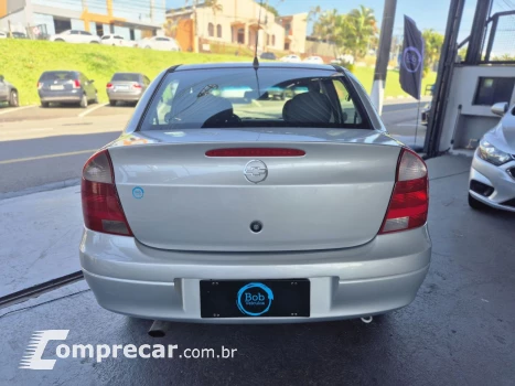 Corsa Sedan 1.0 MPFI 8V 71cv 4p