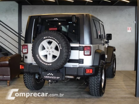 Wrangler 3.8 V6 12V SPORT TETO RÍGIDO E LONA AUTOMÁTICO