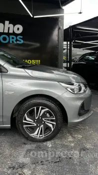 Onix Hatch 1.0 12V 4P FLEX LT