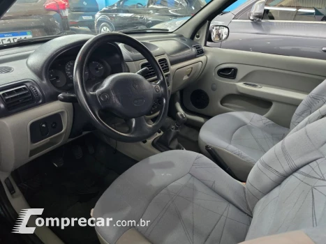 Clio Authentique 1.0 16V 3p