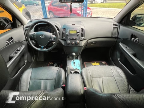 I30 CW 2.0 16V 4P AUTOMÁTICO