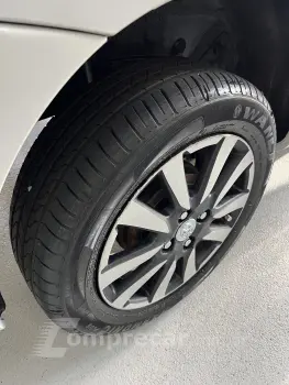 ETIOS PLATINUM Sed. 1.5 Flex 16V 4p Mec.