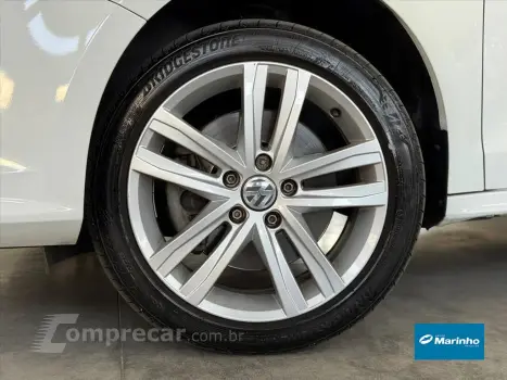 JETTA 2.0 TSI HIGHLINE 211CV GASOLINA 4P TIPTRONIC