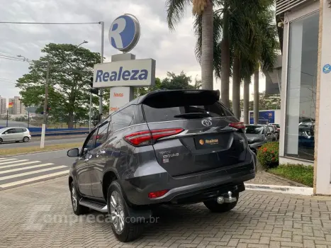 Hilux SW4 SRX 4x4 2.8 TDI 16V Dies. Aut.