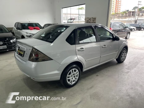 Fiesta 1.6 Rocam Sedan 8V Flex 4P Manual