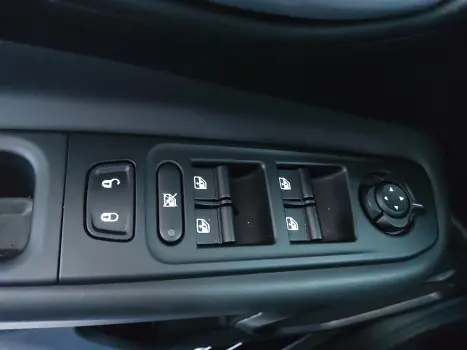 RENEGADE 1.3 T270 TURBO FLEX SPORT AT6