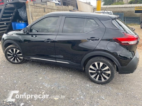 NISSAN KICKS SL 1.6 16V FlexStar 5p Aut. 4 portas