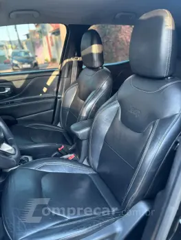 RENEGADE 1.8 16V Sport