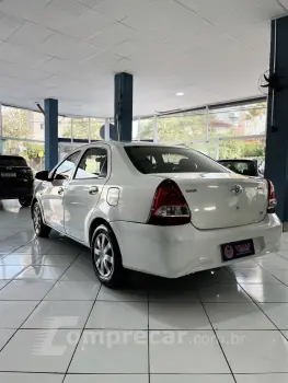 ETIOS 1.5 XS Sedan 16V