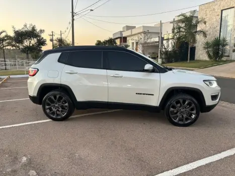 COMPASS 2.0 16V DIESEL S 4X4 AUTOMÁTICO