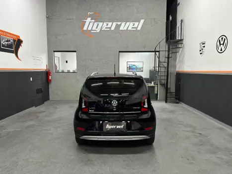 Cross Up 1.0 Tsi 12V Flex 4P Manual