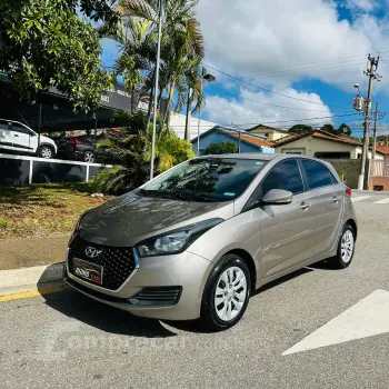 Hyundai HB20 1.0 Comfort Plus 12V 4 portas