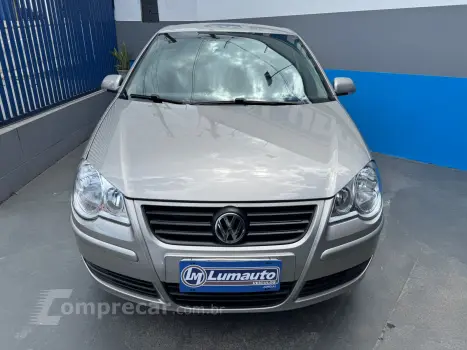 POLO SEDAN 1.6 MI Comfortline 8V