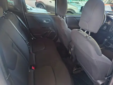 Renegade 1.8 16V 4P FLEX SPORT AUTOMÁTICO