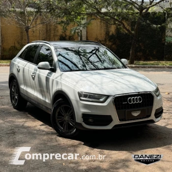 Audi Q3 2.0 TFSI Ambiente Quattro S Tronic 4 portas