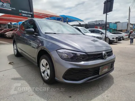 Volkswagen Polo Track 1.0 Flex 12V 5p 4 portas