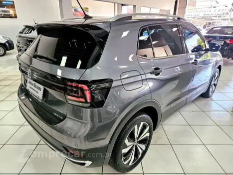 T CROSS HIGHLINE 250 TSI AUT