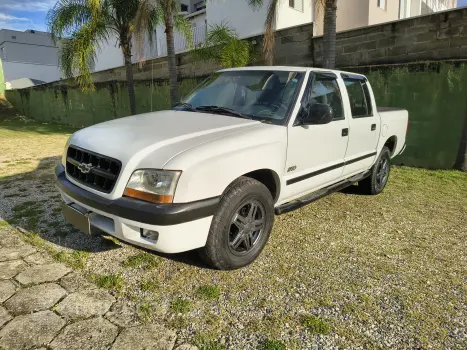 CHEVROLET S10 2.4 MPFI Advantage 4X2 CD 8V 4 portas