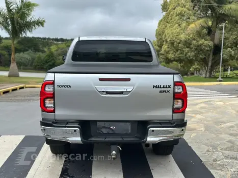 HILUX 2.8 D-4D TURBO DIESEL CD SRX 4X4 AUTOMÁTICO