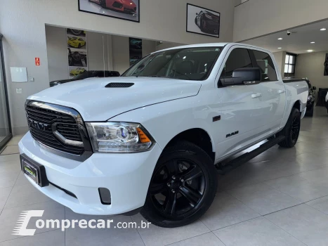 RAM Classic Laramie 5.7 4 portas