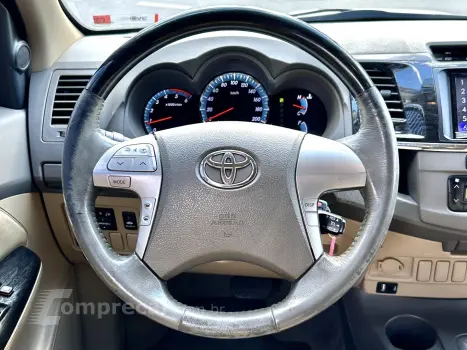 HILUX SW4 3.0 SRV 4X4 16V TURBO INTERCOOLER DIESEL 4P AUTOMÁ