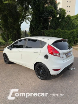 FORD FIESTA 1.6 TITANIUM HATCH 16V