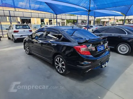CIVIC - 2.0 EXR 16V 4P AUTOMÁTICO