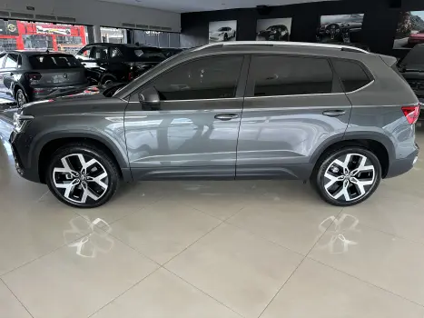 TAOS 1.4 250 TSI Highline