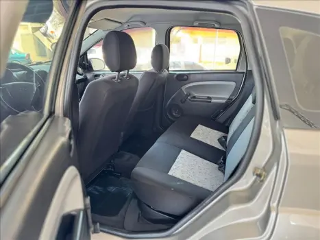 FIESTA 1.0 MPI Hatch 8V