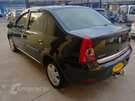 LOGAN - 1.6 EXPRESSION 16V 4P AUTOMÁTICO