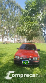 FORD ESCORT 1.0 Hobby 8V 3 portas