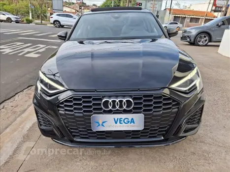 A3 2.0 40 TFSI Sedan Performance Black