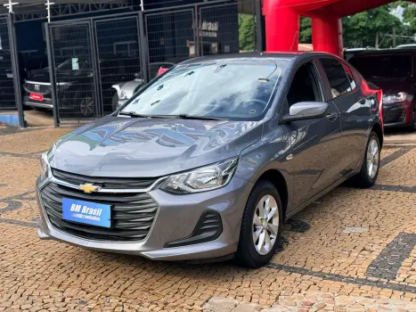 CHEVROLET ONIX 1.0 Plus LT 4 portas
