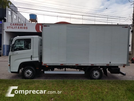 Volkswagen Delivery Express 2.8 Diesel + Baú Facchini 2 portas