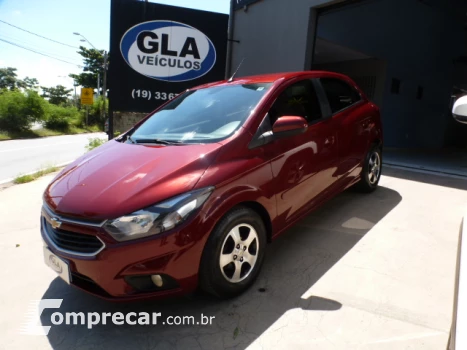 CHEVROLET ONIX 1.0 LT 4 portas