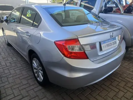 CIVIC - 1.8 LXS 16V 4P MANUAL