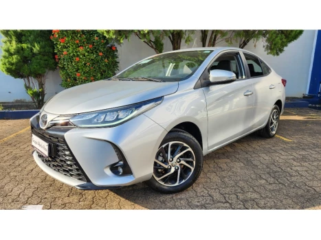 Toyota YARIS SA XLS 15 4 portas