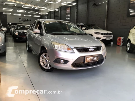 FORD Focus Sedan 2.0 16V/2.0 16V Flex 4p 4 portas