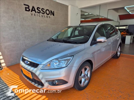 FORD FOCUS 1.6 GL 16V 4 portas