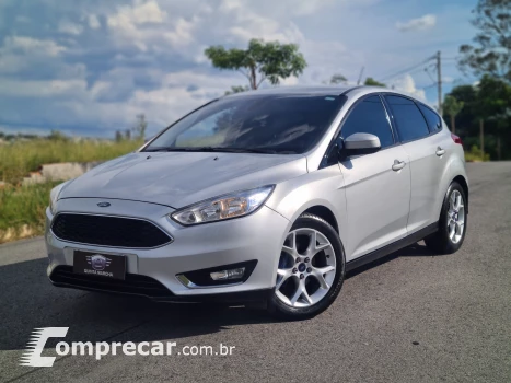 FORD Focus Hatch SE Plus 2.0 PowerShift 4 portas