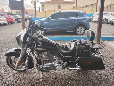 Street Glide FLHX 1700